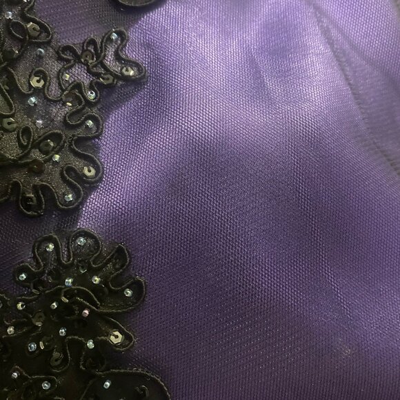 Vintage 90's Grunge Morgan and Co.‎ Purple Beaded Lace Halter Neck Gown - Picture 9 of 16